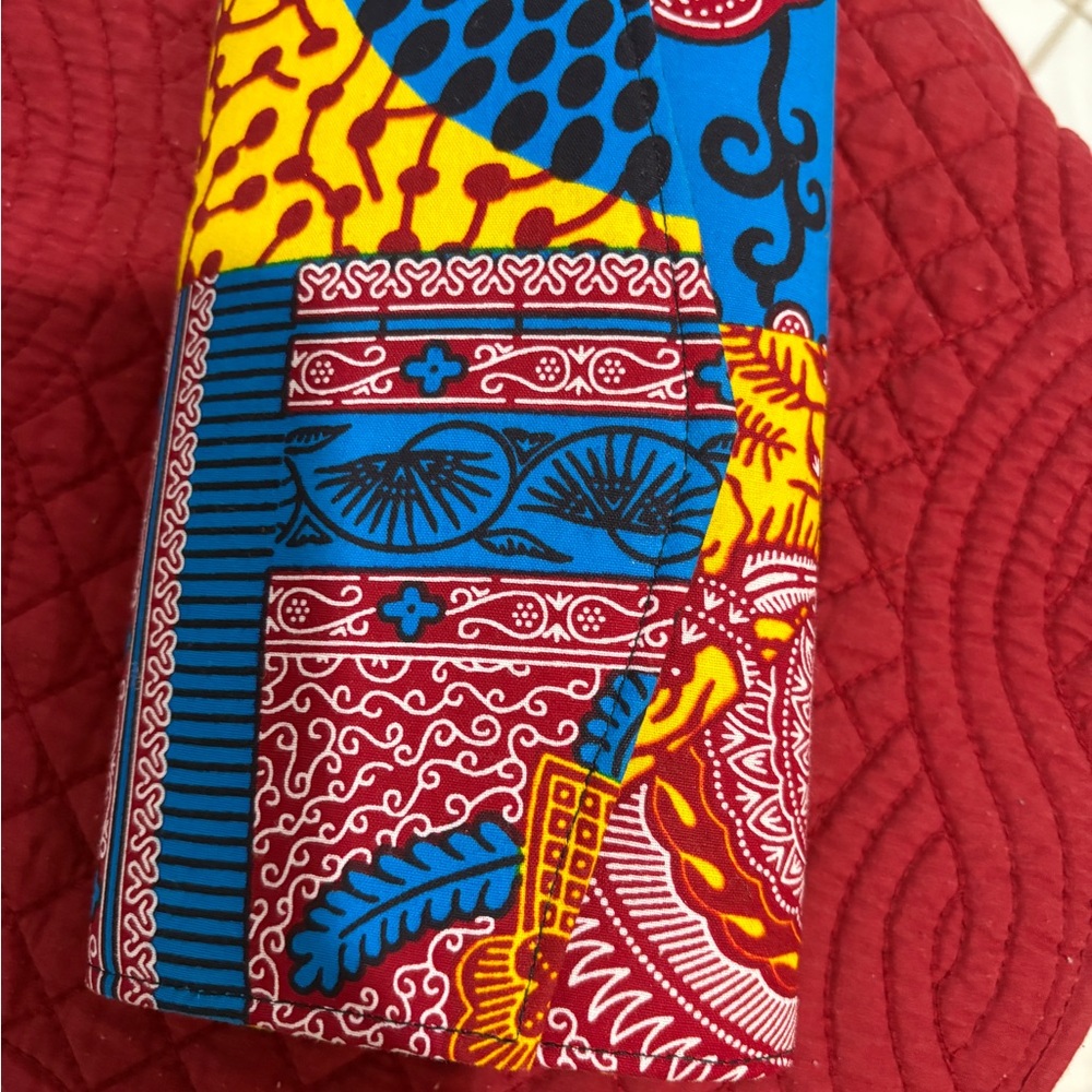 Colorful Patterned Clutch - Picture 3 of 9